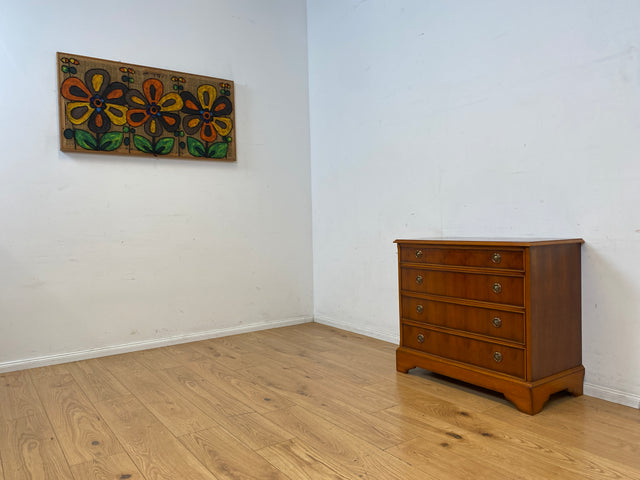 Hochwertige Stilmöbel Kommode , ein Original von Heldense im Stile des Biedermeier mit Schubladen