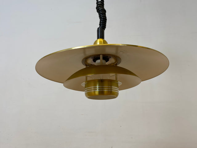 WMK I Stilvolle höhenverstellbare skandinavische Space Age Designer Pendelleuchte von Kurt Wiborg für Jeka