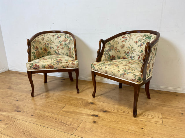 Vornehmer handverzierter Vintage Salonsessel mit Schwänen und tollem floralem, jedoch etwas fleckigem, Bezug I Sessel Stuhl Armlehnstuhl Lesesessel Sitzgarnitur Stilmöbel I
