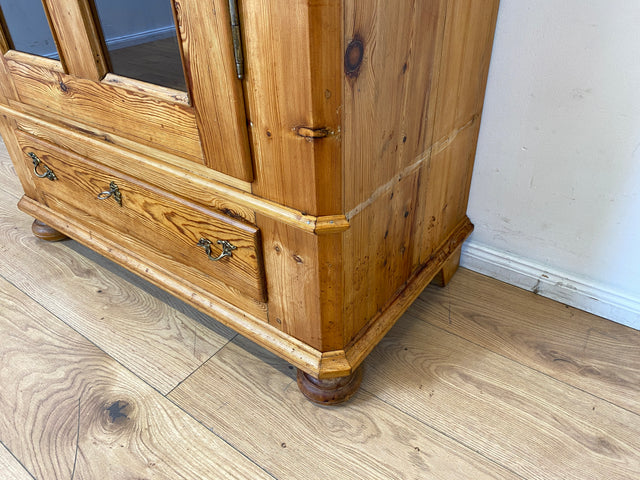 WMK I Eleganter antiker Schrank aus massivem Kiefernholz mit Glastüren & Schublade I Wäscheschrank Kleiderschrank Vitrinenschrank Vitrine Bauernschrank Vertiko Gründerzeit I