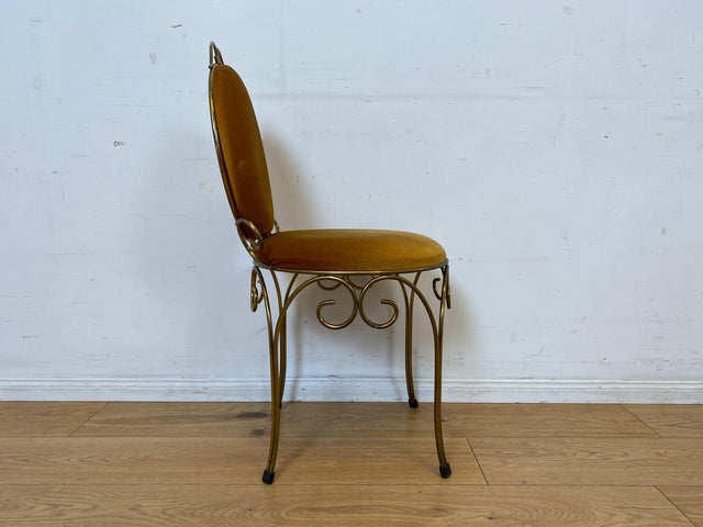 Sehr eleganter und gut erhaltener goldener 60er Jahre Stuhl aus Metall mit Samtbezug I Salonstuhl Metallstuhl Esszimmerstuhl Schreibtischstuhl Küchenstuhl Vintage I