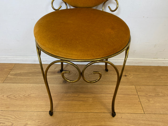Sehr eleganter und gut erhaltener goldener 60er Jahre Stuhl aus Metall mit Samtbezug I Salonstuhl Metallstuhl Esszimmerstuhl Schreibtischstuhl Küchenstuhl Vintage I