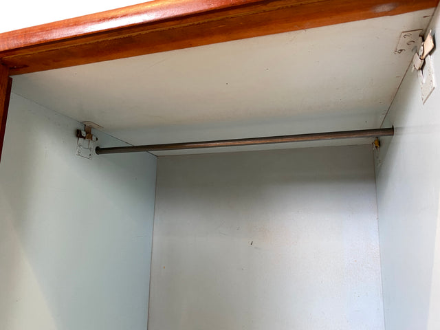 Hochwertiger skandinavische Mid-Century Kleiderschrank mit Schubladen I Vollholz in Teak I Schrank Schlafzimmerschrank Wäscheschrank Wardrobe Danish Design Vintage Teakholz I