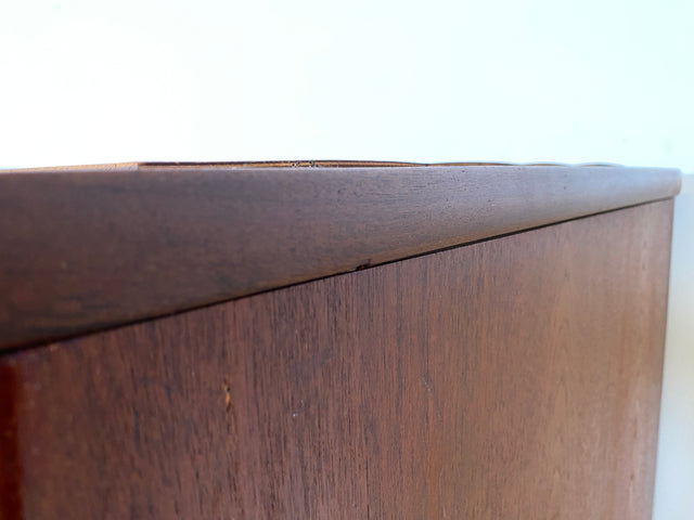 Hochwertiger skandinavische Mid-Century Kleiderschrank mit Schubladen I Vollholz in Teak I Schrank Schlafzimmerschrank Wäscheschrank Wardrobe Danish Design Vintage Teakholz I