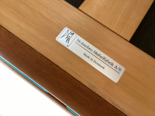 WMK I Hochwertiges skandinavisches Designersofa von Holstebro Møbelfabrik in Petrol Blau I Teakholz