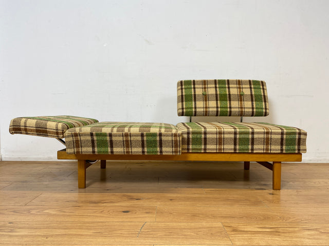 WMK I Berühmtes und sehr gut erhaltenes Mid-Century Designersofa Stella von Knoll mit freundlichem kariertem Bezug I Daybed Sofa Couch Schlafsofa Schlafcouch Liege Sitzgarnitur Vintage 60er Berlin