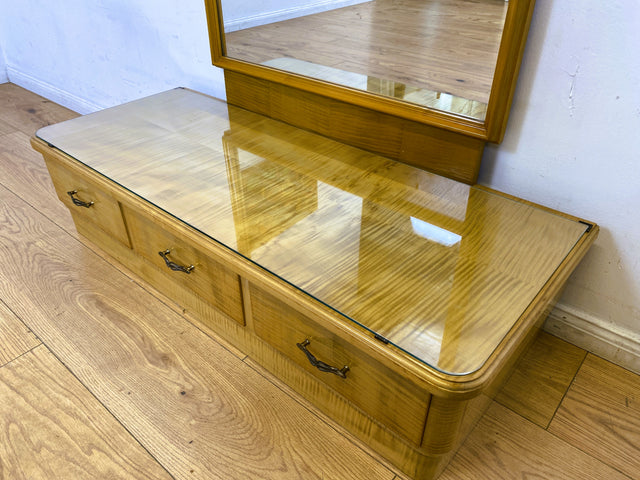 WMK I Hübsche Mid-Century Spiegelkommode mit Ganzkörperspiegel