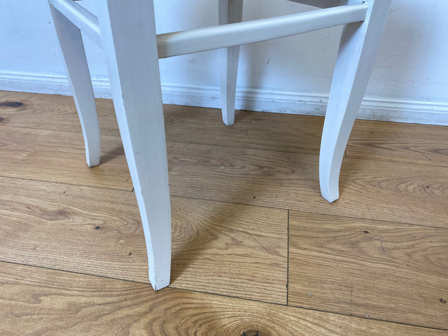 WMK I Versand möglich I 1/2 Schöner weißer Mid-Century Sitzhocker mit gepolstertem Sitz in Rosa