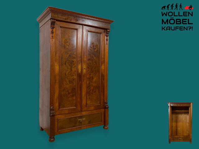 WMK I Eleganter antiker Vertiko aus vollem Holz in Nussbaum mit tollen Messinggriffen I Schrank Kleiderschrank Wäscheschrank Bauernschrank Dielenschrank Gründerzeit Vintage I Berlin Krefeld Chemnitz