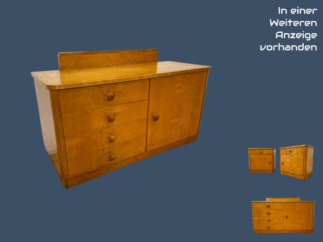 WMK I 1/2 Schöner & gut erhaltener heller 50er Jahre Nachttisch aus vollem Holz I Nachtkommode Nachtschrank Nachtschränkchen Kommode Beistelltisch Mid-Century Vintage Retro I Berlin Leipzig Hannover