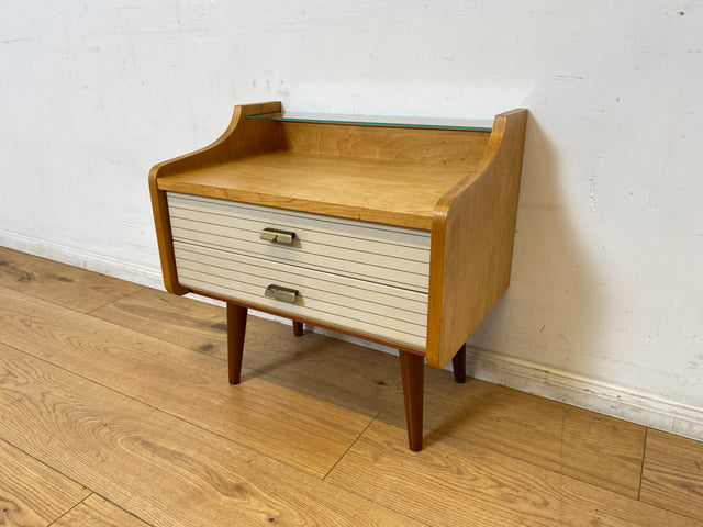 WMK I Formschöner heller Mid-Century Nachttisch mit Schubladen und konischen Füßen I Nachtschrank Nachtschränkchen Nachtkommode Kommode Beistelltisch Ablage Vintage 50er 60er I Berlin Köln Bayern