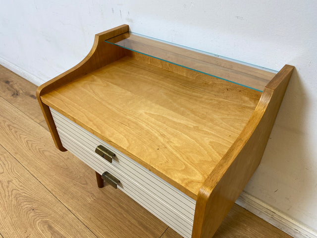 WMK I Formschöner heller Mid-Century Nachttisch mit Schubladen und konischen Füßen I Nachtschrank Nachtschränkchen Nachtkommode Kommode Beistelltisch Ablage Vintage 50er 60er I Berlin Köln Bayern