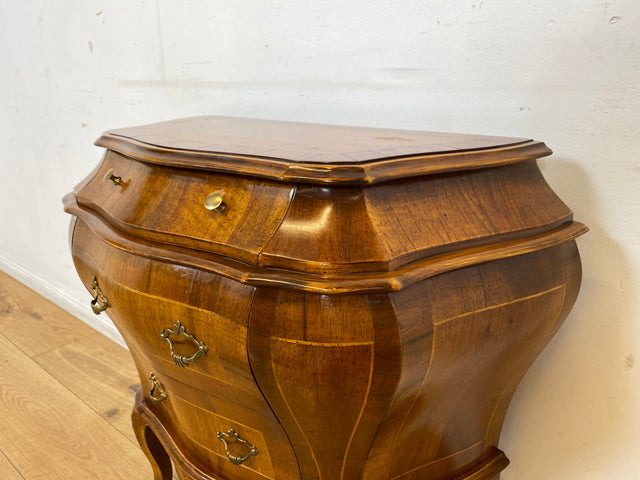WMK I Wunderschöne kleine 60er Jahre Bauchkommode im Stile des Barock mit Schubladen und Intarsien