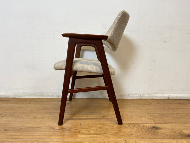 WMK I 1/2 Stilvoller skandinavischer Mid-Century Designer Stuhl I Erik Kirkegaard für Glostrup I Teakholz I Armlehnstuhl Sessel Schreibtischstuhl Vintage Danish Design 60er Teak I Berlin Köln Hamburg