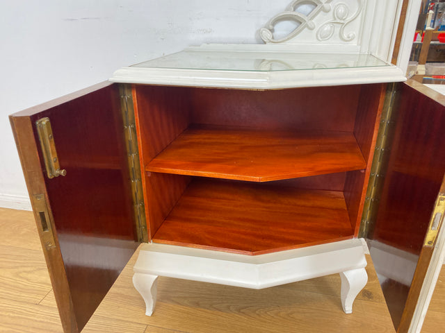 WMK I Wunderschöne weiße 30er Jahre Art Deco Spiegelkommode