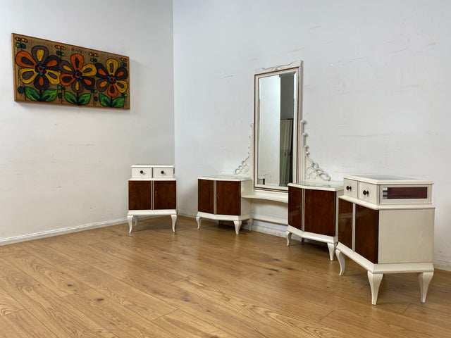 WMK I Wunderschöne weiße 30er Jahre Art Deco Spiegelkommode