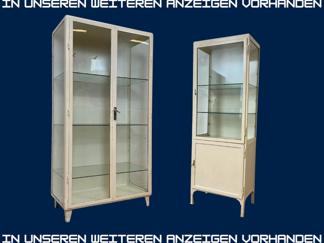 WMK I Stilvoller weißer 40er Jahre Medizinschrank aus Eisen