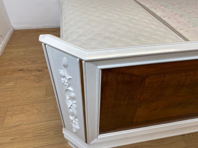 WMK I Wunderschönes weißes 30er Jahre Art Deco Doppelbett