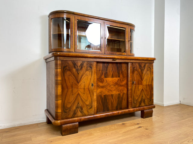 WMK # Imposante antike Anrichte aus vollem Holz in Nussbaum mit Aufsatz Vitrine und Schubladen # Büfett Buffet Küchenanrichte Geschirrschrank Küchenschrank Küchenbuffet Art Deco Vintage Berlin München