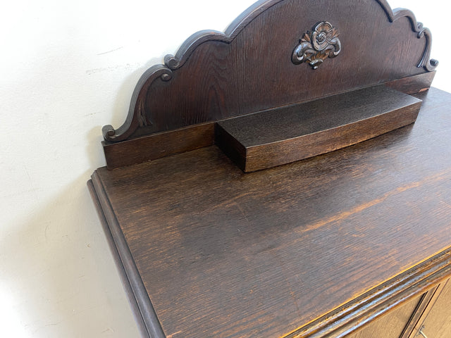 WMK I Wunderschöne kleine antike Anrichte aus vollem Holz mit handverziertem Aufsatz I Schrank Kommode Sideboard Büfett Buffet Kredenz Gründerzeit Jugendstil Vintage Berlin Brandenburg Regensburg