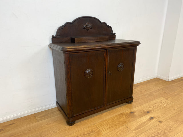 WMK I Wunderschöne kleine antike Anrichte aus vollem Holz mit handverziertem Aufsatz I Schrank Kommode Sideboard Büfett Buffet Kredenz Gründerzeit Jugendstil Vintage Berlin Brandenburg Regensburg