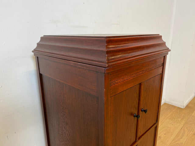 WMK I Filigrane und gut erhaltener antike Kommode , früherer Plattenspielerschrank, um 1910 I Schrank Phonoschrank Vinyl Schallplatten Beistelltisch Jugendstil Vintage Retro I Berlin Regensburg Köln