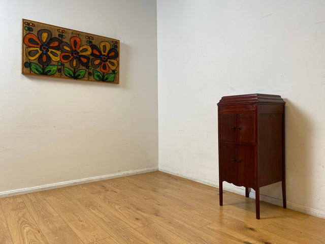 WMK I Filigrane und gut erhaltener antike Kommode , früherer Plattenspielerschrank, um 1910 I Schrank Phonoschrank Vinyl Schallplatten Beistelltisch Jugendstil Vintage Retro I Berlin Regensburg Köln