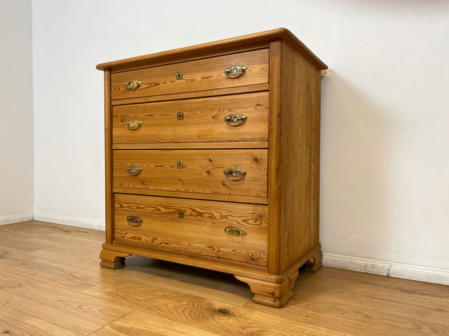 WMK # Imposante antike Kommode aus vollem Holz mit Schubladen und Messinggriffen, um 1880 # Schrank Schubladenkommode Wäschekommode Wickelkommode Biedermeier Weichholzkommode Vintage Dresden München