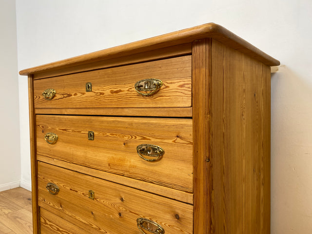 WMK # Imposante antike Kommode aus vollem Holz mit Schubladen und Messinggriffen, um 1880 # Schrank Schubladenkommode Wäschekommode Wickelkommode Biedermeier Weichholzkommode Vintage Dresden München