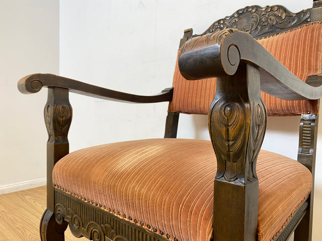 WMK # Herrlicher antiker Armlehnstuhl in gutem Zustand mit edlem Stoffbezug und bequemen Federkernsitz # Sessel Stuhl Armlehner Lesesessel Schreibtischstuhl Thronstuhl Tudor Vintage Gründerzeit