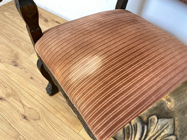 WMK # Herrlicher antiker Armlehnstuhl in gutem Zustand mit edlem Stoffbezug und bequemen Federkernsitz # Sessel Stuhl Armlehner Lesesessel Schreibtischstuhl Thronstuhl Tudor Vintage Gründerzeit