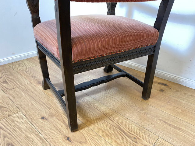 WMK # Herrlicher antiker Armlehnstuhl in gutem Zustand mit edlem Stoffbezug und bequemen Federkernsitz # Sessel Stuhl Armlehner Lesesessel Schreibtischstuhl Thronstuhl Tudor Vintage Gründerzeit