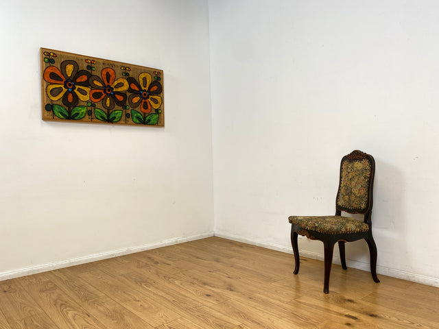 WMK I Wunderschöner, bequemer und gut erhaltener antiker Esszimmerstuhl mit floralem Bezug und schwarzem handverziertem Holzrahmen I Stuhl Holzstuhl Küchenstuhl Chair Jugendstil Vintage Berlin Dresden