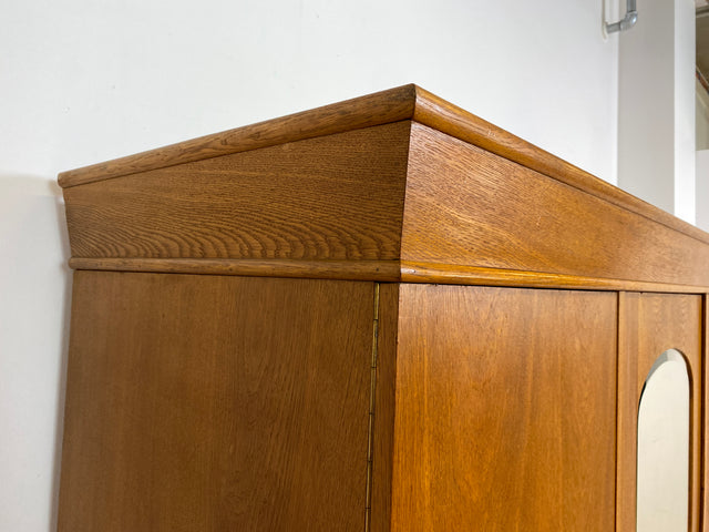 WMK # Wunderschöner und sehr gut erhaltener antiker Kleiderschrank aus vollem Holz mit Spiegeltür und Originalgriffen # Schrank Schlafzimmerschrank Wäscheschrank Wardrobe Spiegel Jugendstil Vintage