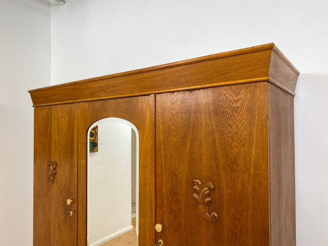 WMK # Wunderschöner und sehr gut erhaltener antiker Kleiderschrank aus vollem Holz mit Spiegeltür und Originalgriffen # Schrank Schlafzimmerschrank Wäscheschrank Wardrobe Spiegel Jugendstil Vintage