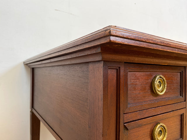 WMK # Sehr schöner freistehender antiker Mahagoni Schreibtisch in englischem Stil mit Lederauflage, Schubladen und Messinggriffen # Arbeitstisch Desk Lady Sekretär Bureau Plat Emipire Regency Vintage