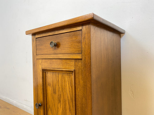 WMK I Großer nordischer antiker Nachttisch , Vollholz, mit Schublade und Messinggriffen I Nachtschrank Nachtschränkchen Nachtkommode Kommode Beistelltisch Jugendstil Vintage Berlin Bayern Chemnitz