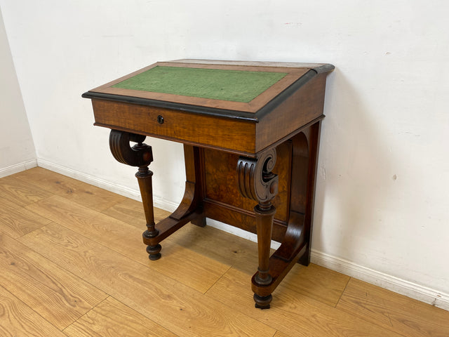 WMK I Vornehmer antiker Schreibpult mit handverzierten Volutenstützen und aufklapp. Fach I Konsolentisch Schreibtisch Kommode Konsole Sekretär Gründerzeit Biedermeier Vintage Berlin Bremen Heidelberg