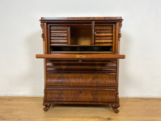 WMK I Wunderschöner antiker Sekretär , Vollholz in Nussbaum , mit Schubladen und stabiler Schreibklappe, um 1860 I Schrank Schreibschrank Highboard Kommode Desk Biedermeier Vintage Berlin Dresden Bonn
