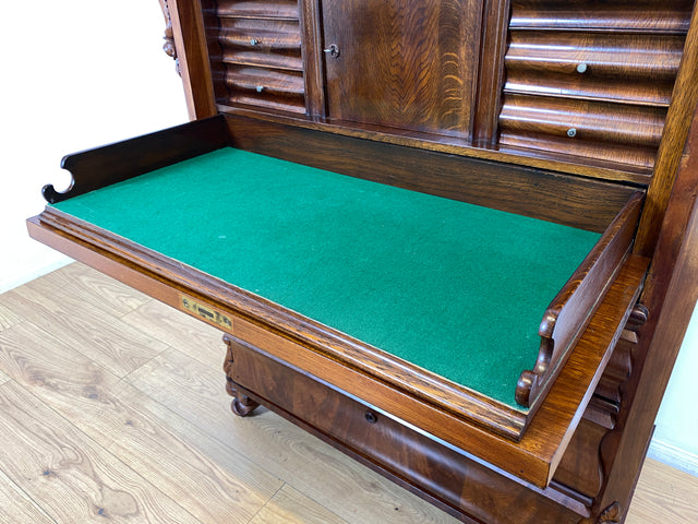 WMK I Wunderschöner antiker Sekretär , Vollholz in Nussbaum , mit Schubladen und stabiler Schreibklappe, um 1860 I Schrank Schreibschrank Highboard Kommode Desk Biedermeier Vintage Berlin Dresden Bonn