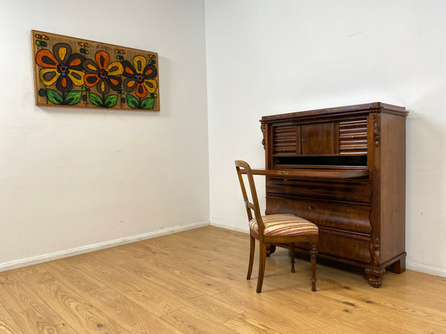 WMK I Wunderschöner antiker Sekretär , Vollholz in Nussbaum , mit Schubladen und stabiler Schreibklappe, um 1860 I Schrank Schreibschrank Highboard Kommode Desk Biedermeier Vintage Berlin Dresden Bonn