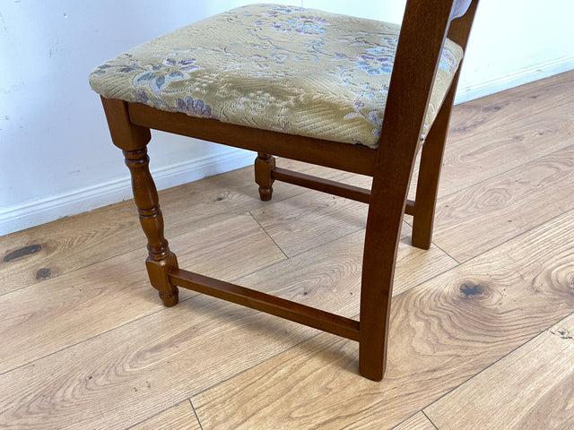 WMK # 1/3 Hübscher, bequemer und gut erhaltener brauner Vintage Stuhl im antikem Stil mit beigem floralem Brokat Bezug # Stuhl Holzstuhl Esszimmerstuhl Küchenstuhl Dining Chair Retro # Versand möglich