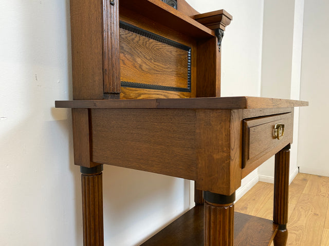 WMK # Vornehme und gut erhaltene kleine dänische antike Anrichte aus Eichenholz mit Aufsatz, Schublade & Messinggriff # Kommode Konsole Konsolentisch Tisch Küchenschrank Küchenregal Jugendstil Vintage
