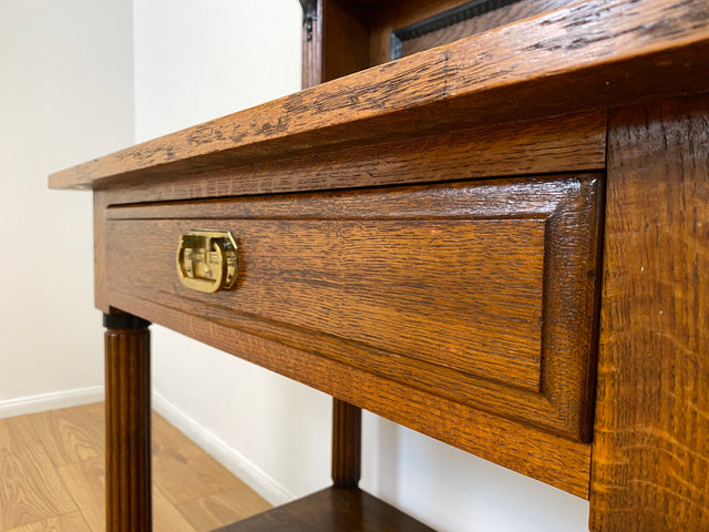 WMK # Vornehme und gut erhaltene kleine dänische antike Anrichte aus Eichenholz mit Aufsatz, Schublade & Messinggriff # Kommode Konsole Konsolentisch Tisch Küchenschrank Küchenregal Jugendstil Vintage