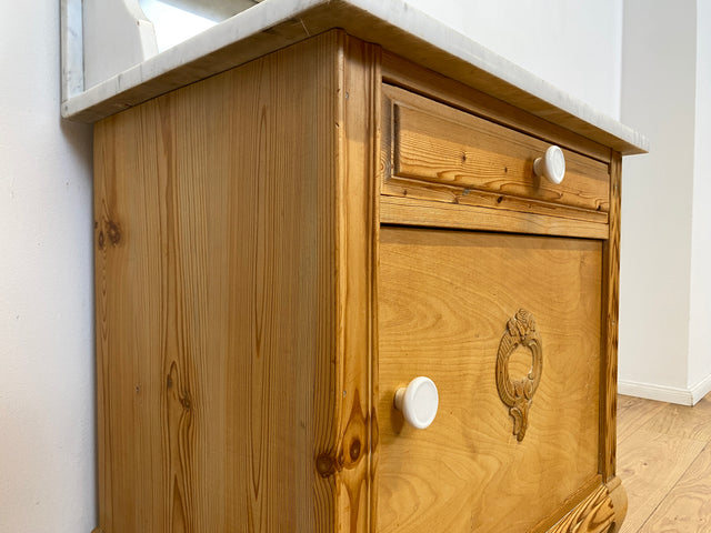 WMK Wunderschöne dänische antike Kommode aus vollem Holz mit weißem Marmor Aufsatz und Schublade , um 1910 # Marmorkommode Flurkommode Waschtisch Waschkommode Badschrank Weichholz Jugendstil Vintage