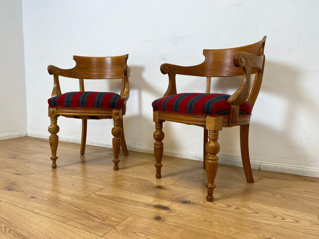 WMK I 1/2 Vornehmer dänischer antiker Salonstuhl aus Eiche mit Armlehnen und rot gestreiftem Sitzbezug, um 1900 I Stuhl Sessel Armchair Esszimmer Küchenstuhl Biedermeier Vintage Berlin Dresden Weimer