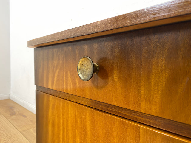 WMK I 1/2 Formschöner dunkler Mid-Century Nachttisch aus vollem Holz mit Schublade & Messinggriffen I Kommode Schrank Schränkchen Nacht Night Stand Beistelltisch Vintage 50er 60er Berlin Ulm Stuttgart