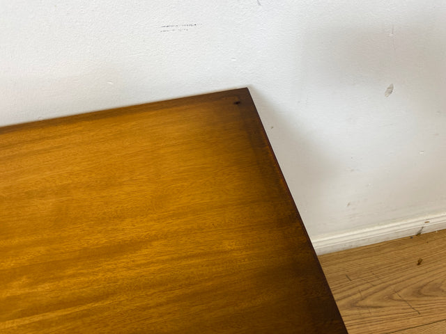 WMK I 1/2 Formschöner dunkler Mid-Century Nachttisch aus vollem Holz mit Schublade & Messinggriffen I Kommode Schrank Schränkchen Nacht Night Stand Beistelltisch Vintage 50er 60er Berlin Ulm Stuttgart