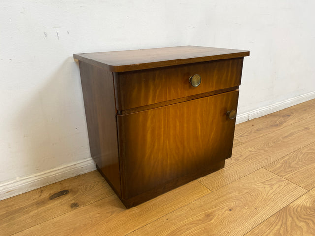 WMK I 1/2 Formschöner dunkler Mid-Century Nachttisch aus vollem Holz mit Schublade & Messinggriffen I Kommode Schrank Schränkchen Nacht Night Stand Beistelltisch Vintage 50er 60er Berlin Ulm Stuttgart