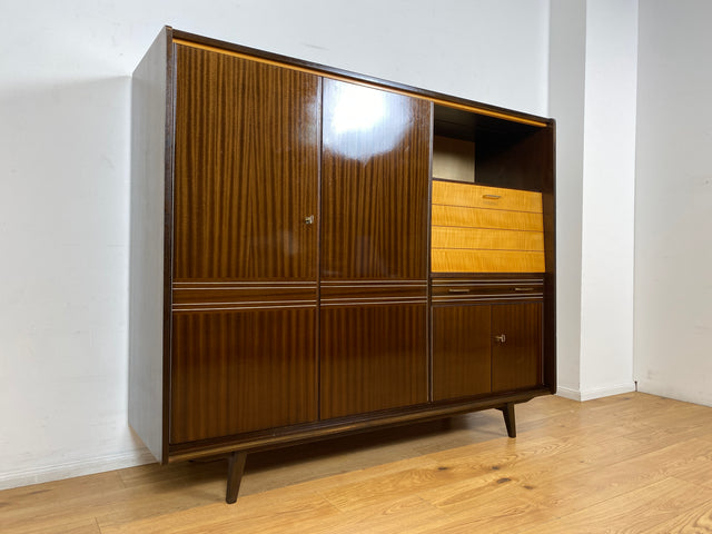 WMK I Stilvoller und geräumiger dunkler Mid-Century Wohnzimmerschrank mit Bar Fach